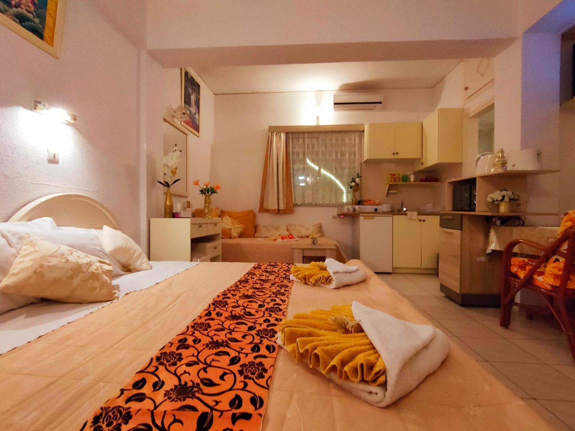 Evli Appartement Rethimnon Buitenkant foto